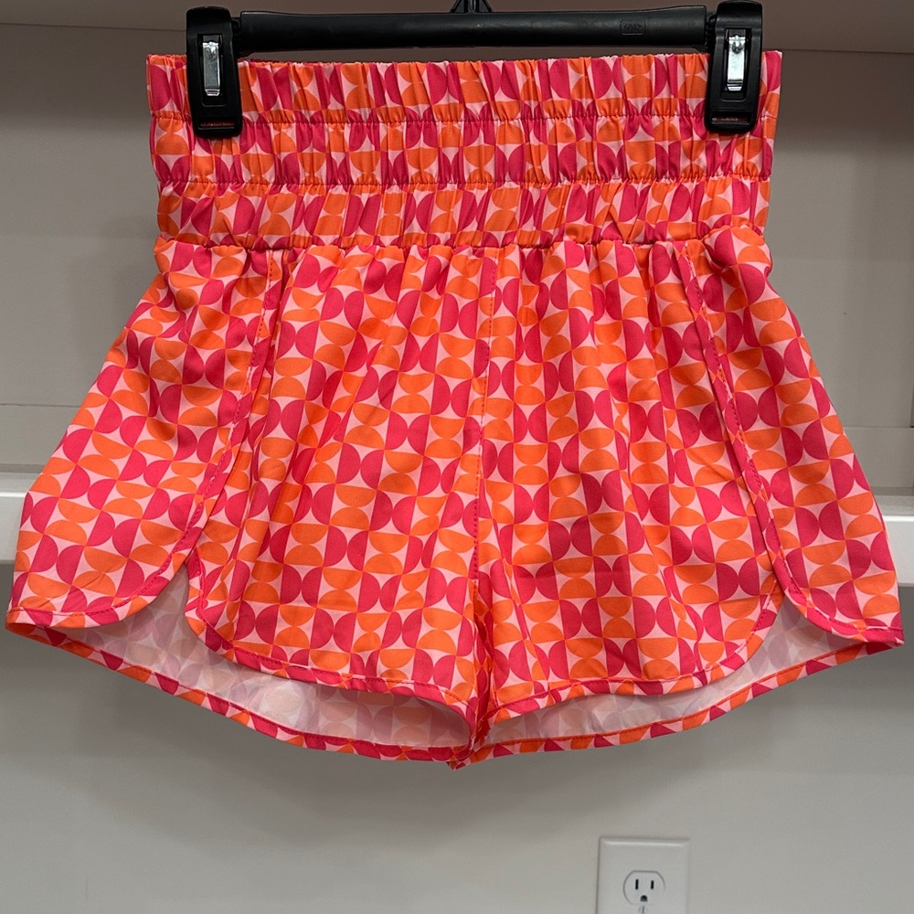 Pink Lily small Women’s High-Waist Printed Athletic ShortsPink & Orange.Like new